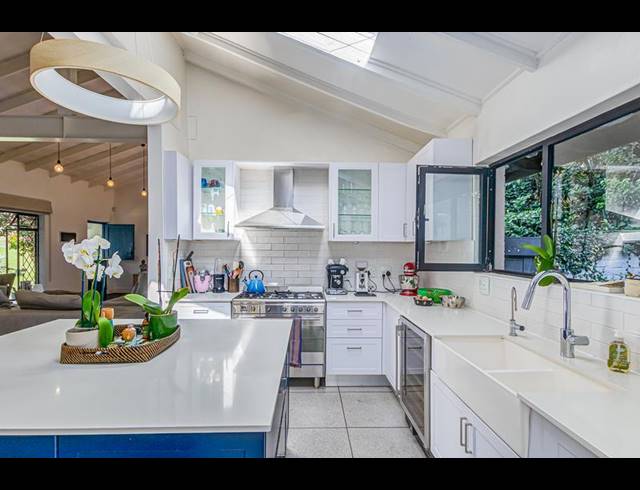 4 BEDROOM HOUSE FOR SALE IN PARKMORE